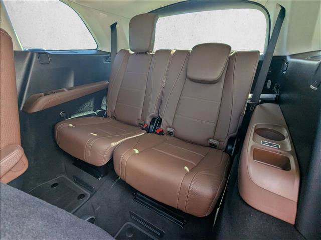 Used 2024 Mercedes-Benz GLS 580 GLS 580 image 21
