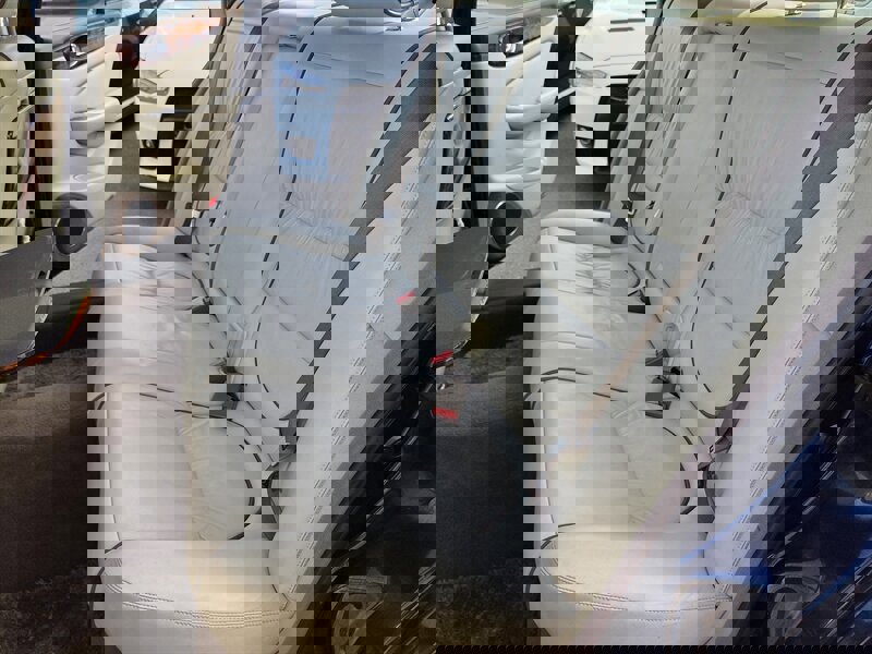 Used 2006 Jaguar XJ8 image 21