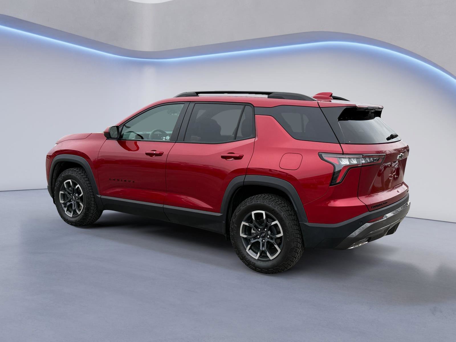 Used 2025 Chevrolet Equinox ACTIV w/ Safety and Technology Package image 5