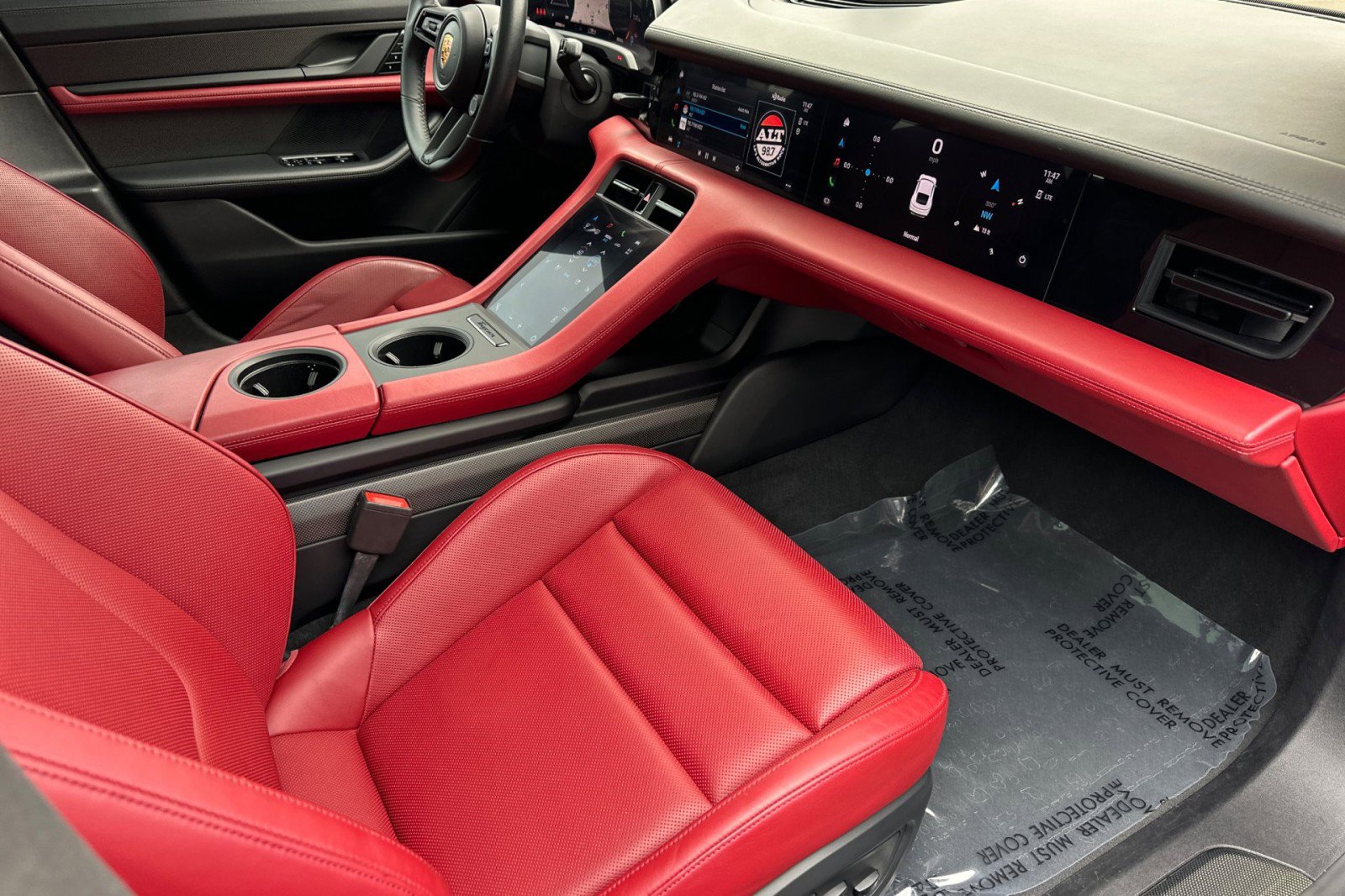 Certified 2021 Porsche Taycan Turbo S AWD/4WD image 15