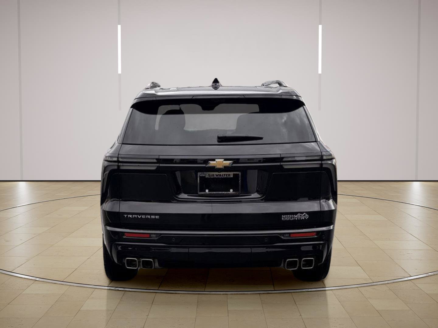 Used 2025 Chevrolet Traverse High Country FWD image 4
