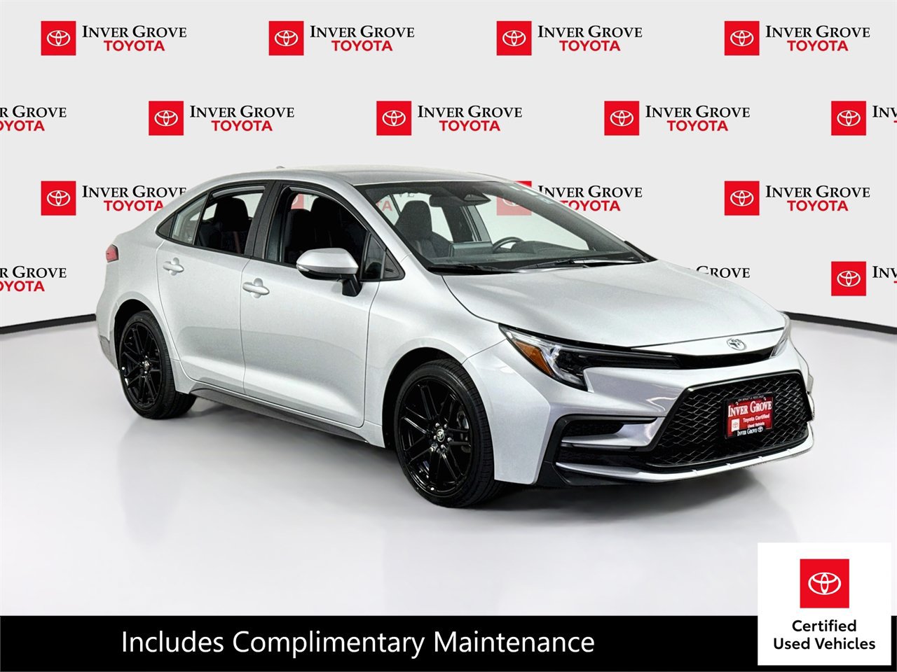 Certified 2024 Toyota Corolla SE FWD image 3