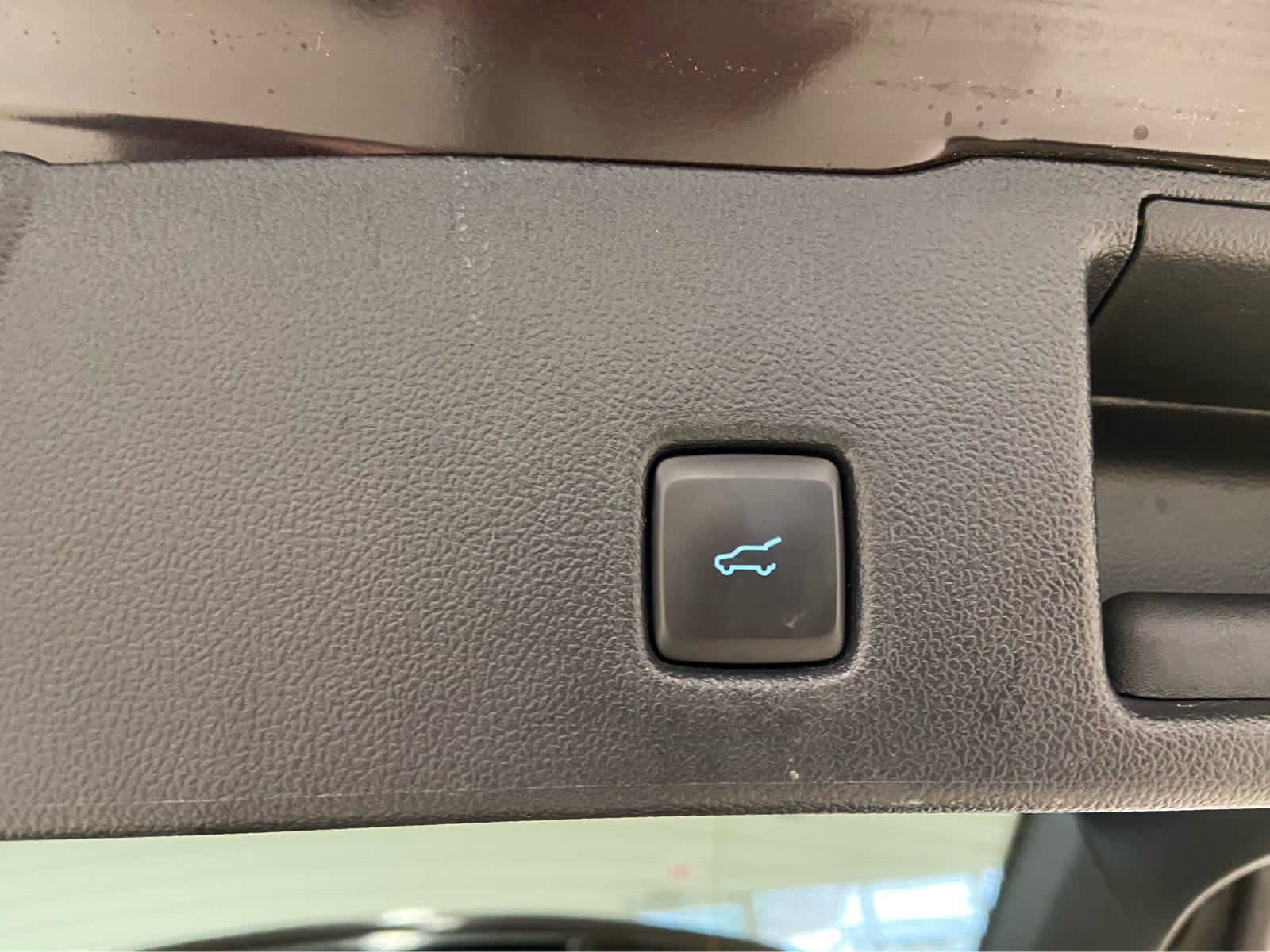 Used 2023 Ford Escape Active w/ Tech Pack #2 image 9