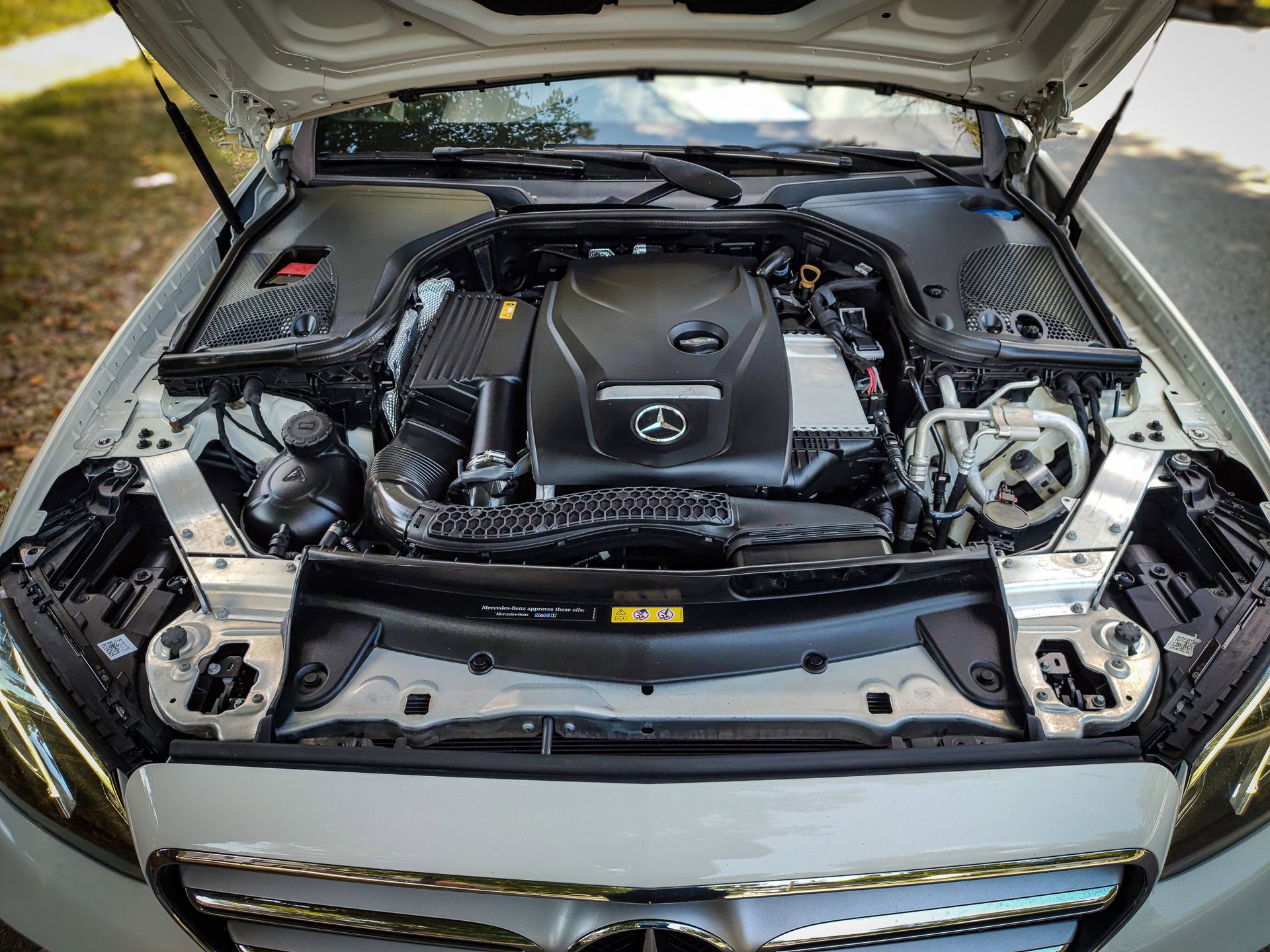 Used 2018 Mercedes-Benz E 300 w/ Premium 1 Package image 28