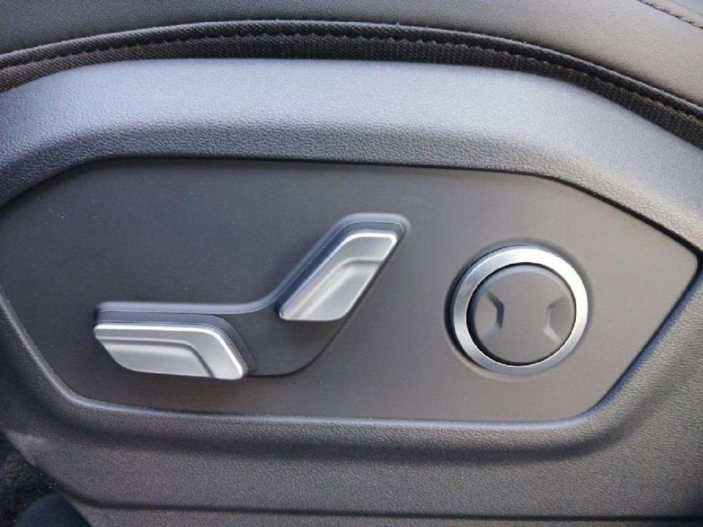 New 2026 Hyundai Santa Fe SEL FWD image 16