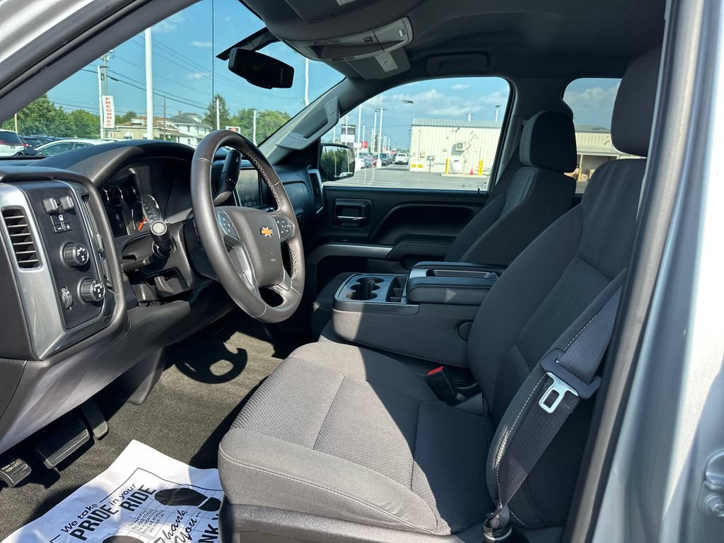 Used 2017 Chevrolet Silverado 1500 LT w/ All Star Edition AWD/4WD image 10