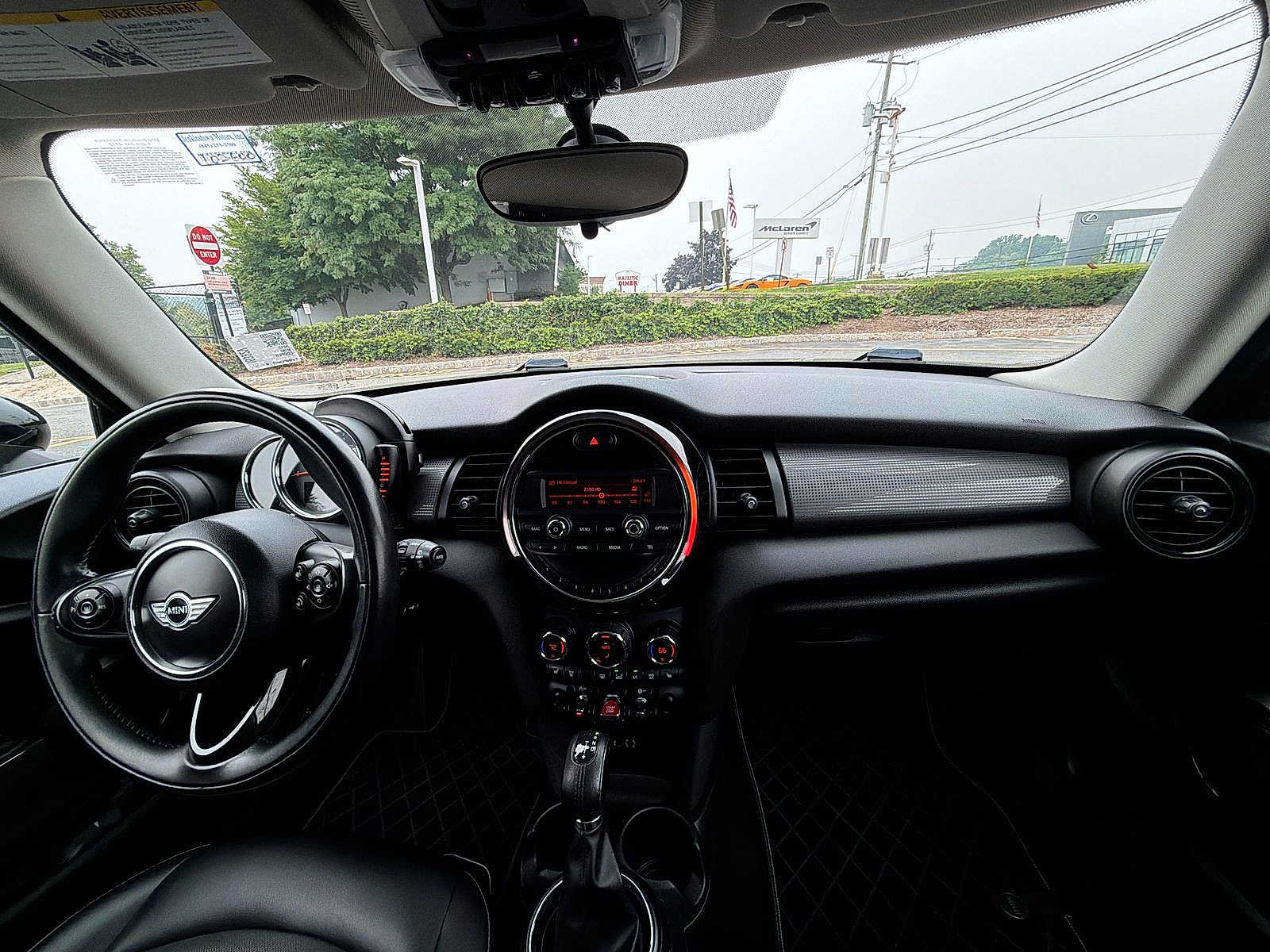 Used 2015 MINI Cooper 2-Door Hardtop FWD image 18