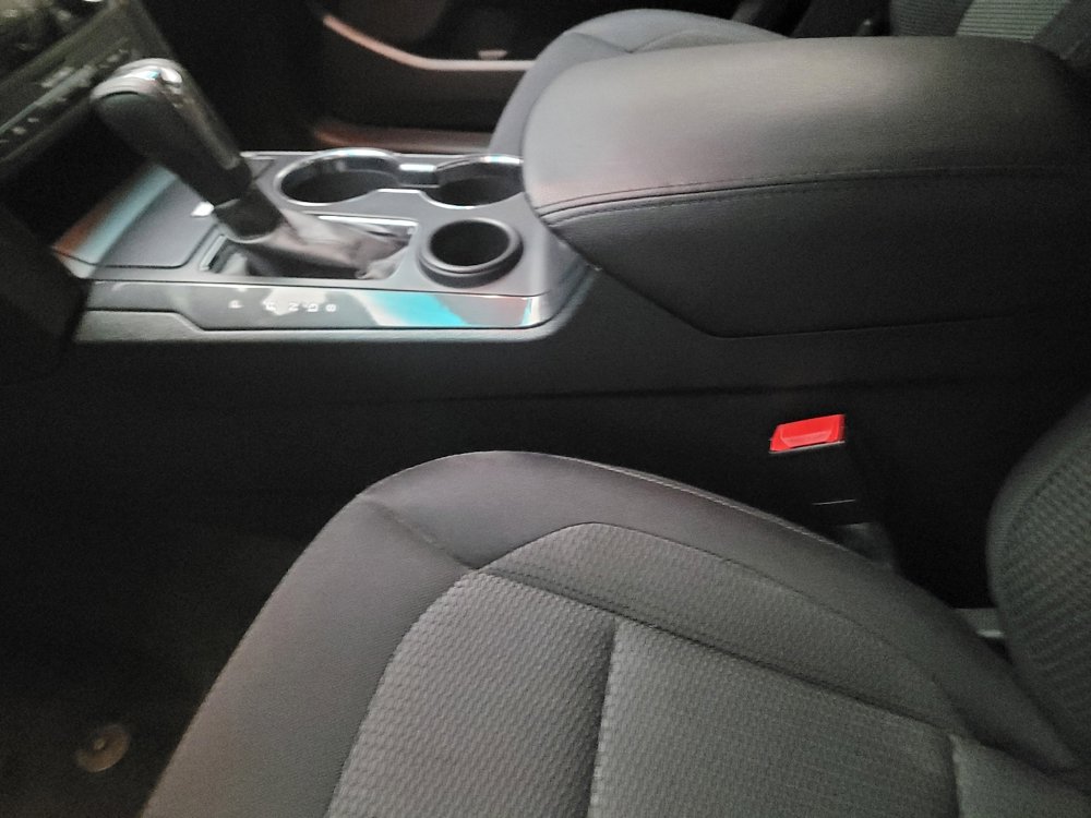Used 2016 Ford Explorer XLT FWD image 26
