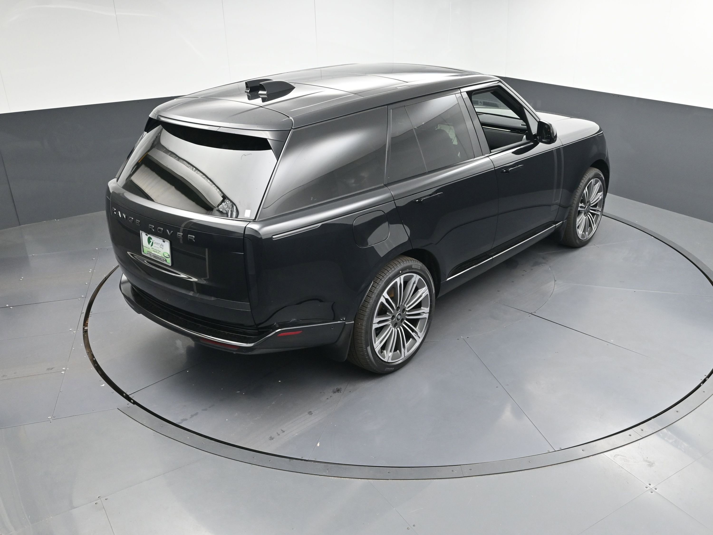 New 2025 Land Rover Range Rover SE image 33