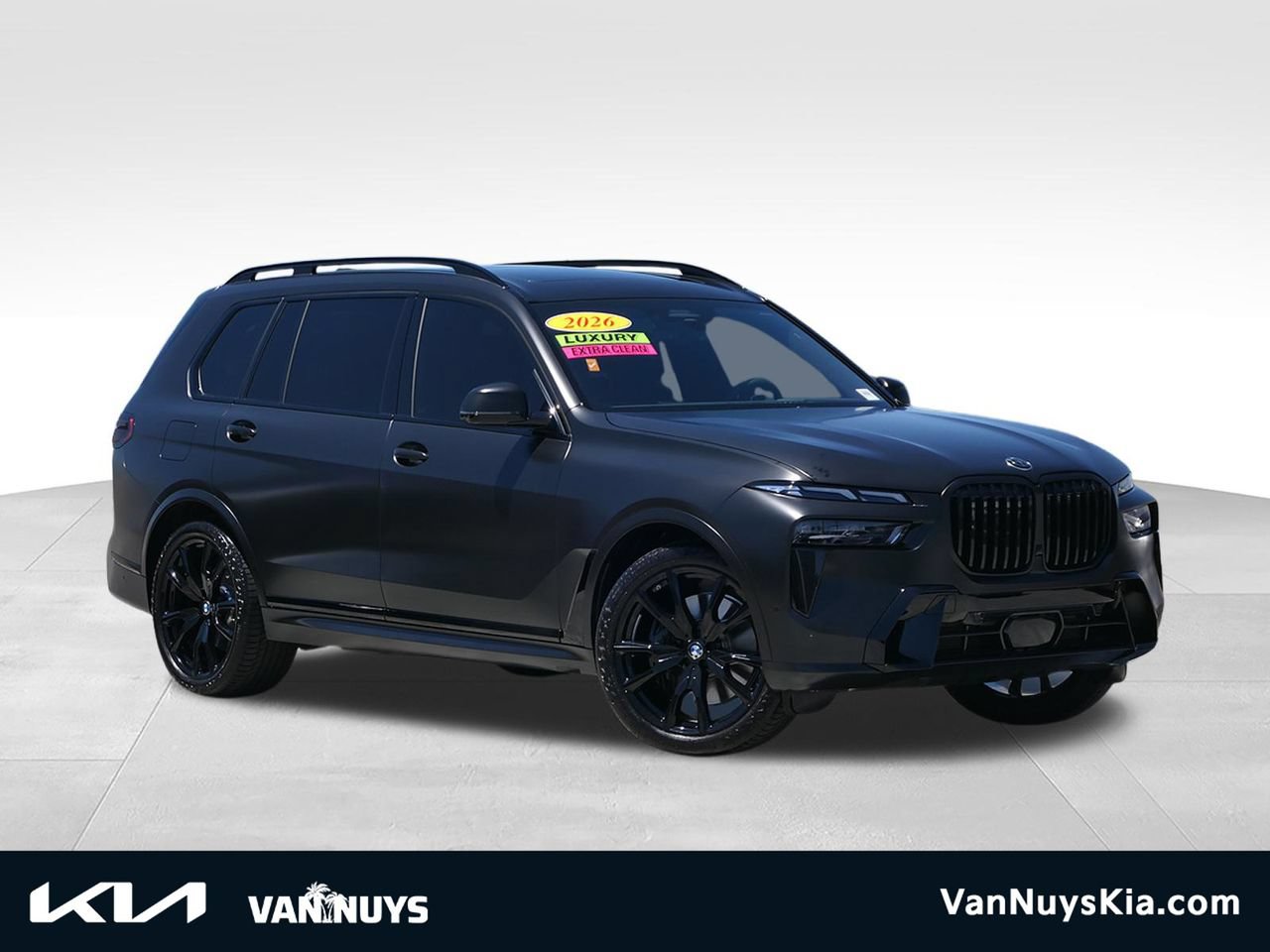 Used 2026 BMW X7 xDrive40i w/ M Sport Package AWD/4WD image 1