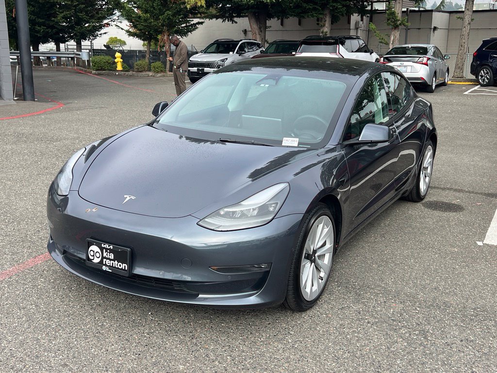 Used 2022 Tesla Model 3 Long Range AWD/4WD image 5