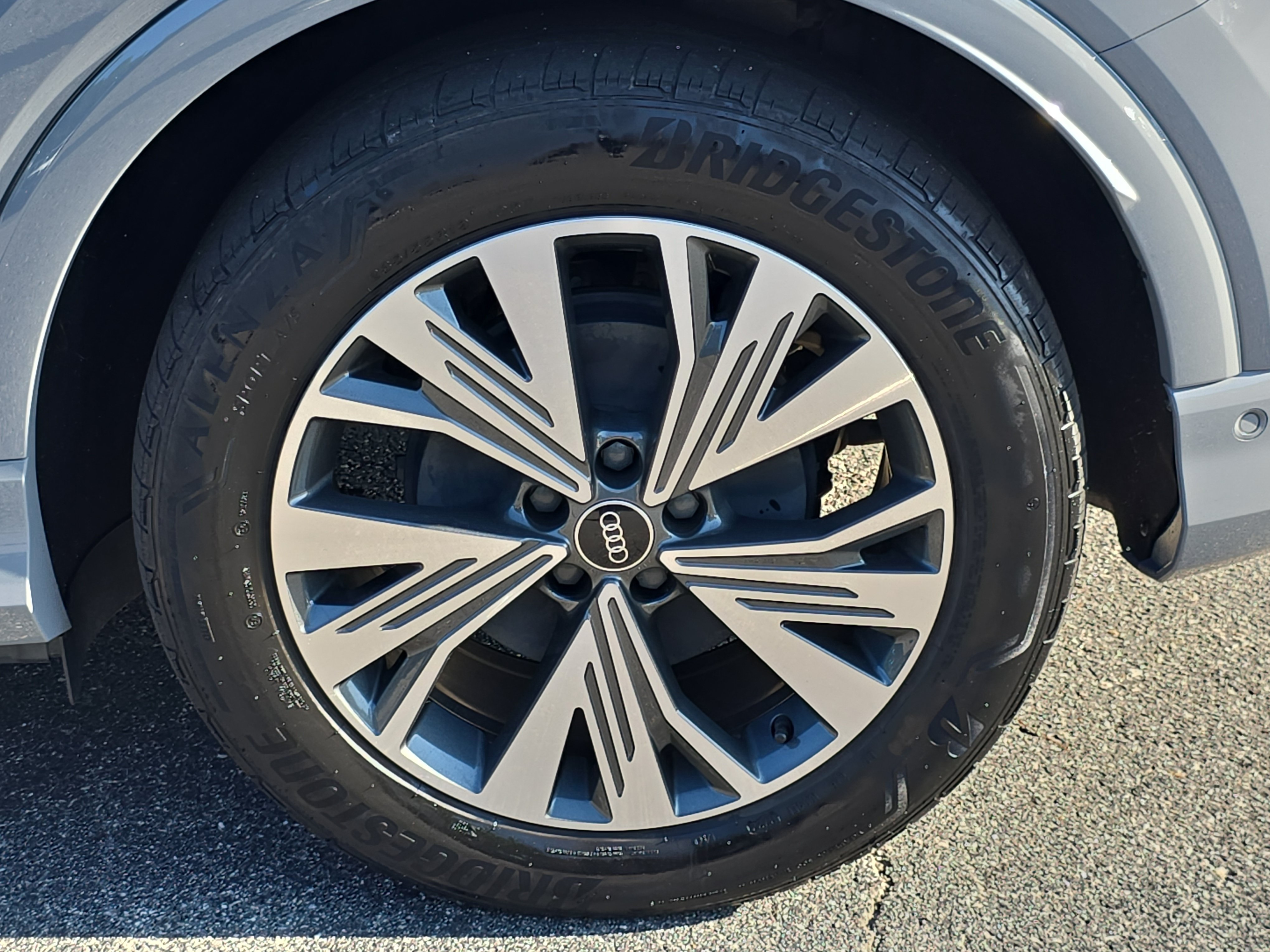 Used 2023 Audi Q4 e-tron Premium Plus w/ Premium Plus RWD image 34