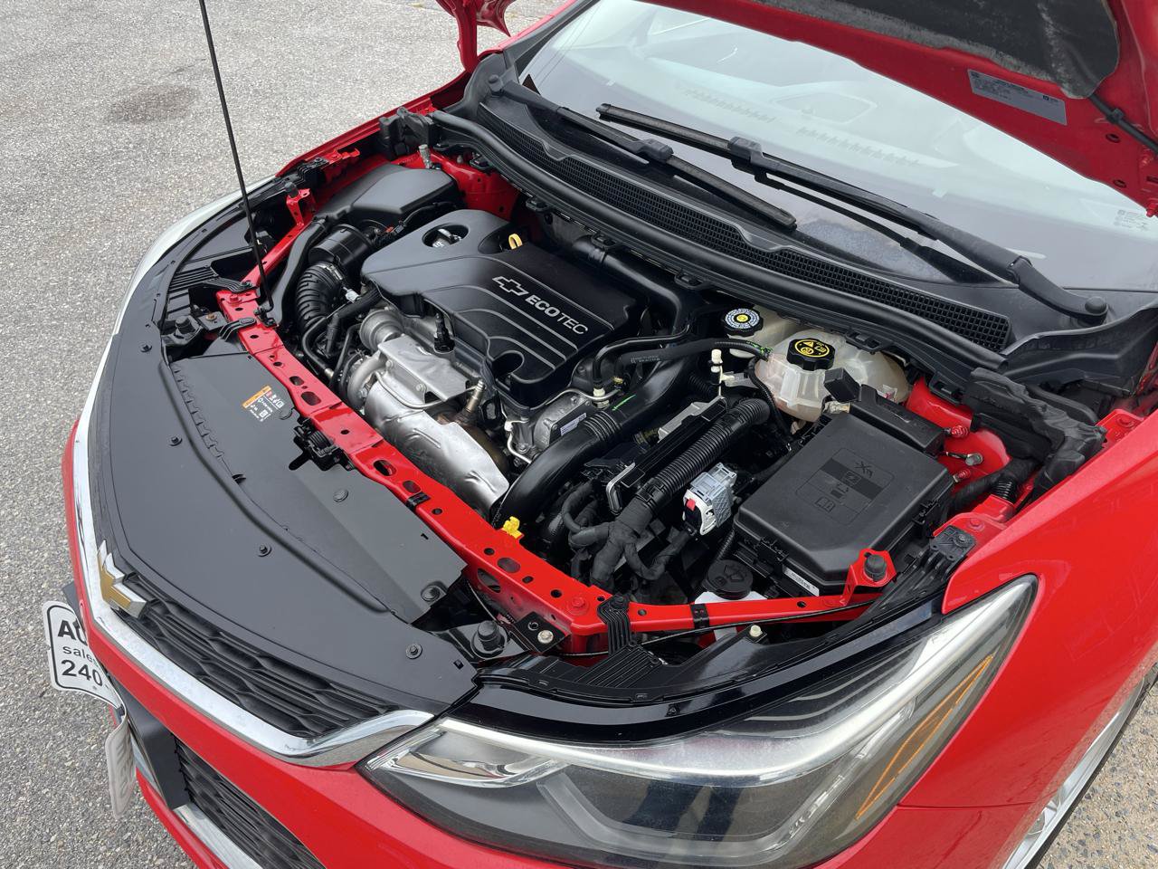 Used 2018 Chevrolet Cruze LT FWD image 25