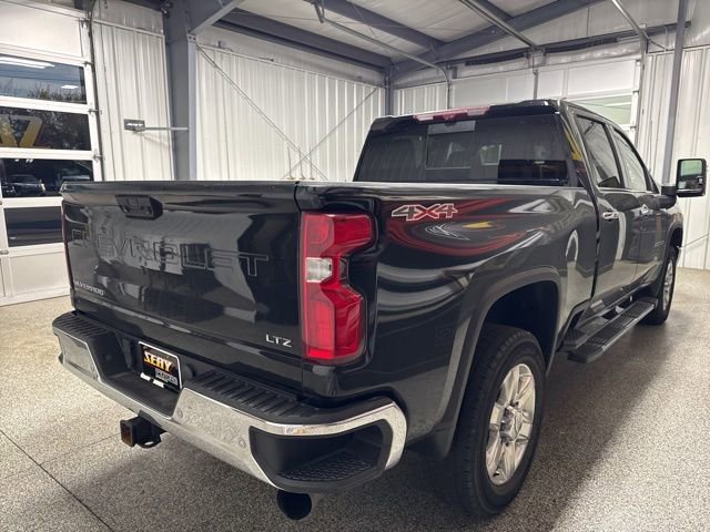 Used 2020 Chevrolet Silverado 2500 LTZ w/ LTZ Premium Package image 16