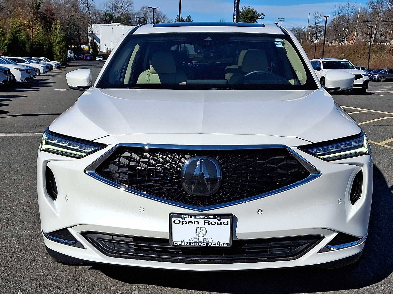 Used 2023 Acura MDX SH-AWD w/ Technology Package image 2