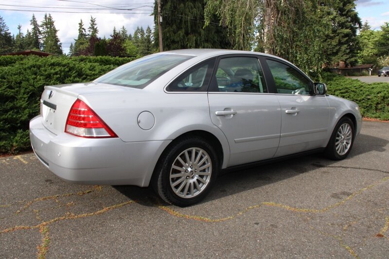 Used 2005 Mercury Montego Premier FWD image 3