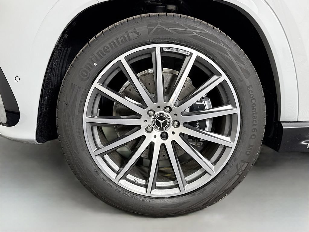 New 2026 Mercedes-Benz GLS 580 4MATIC image 34