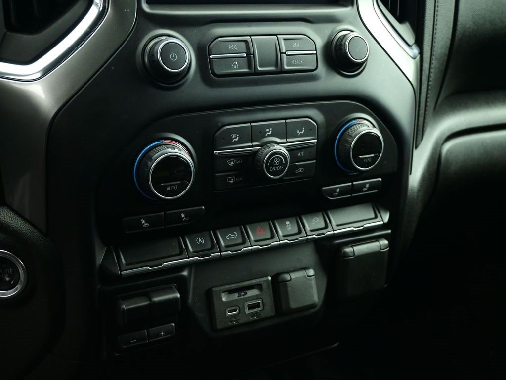 Used 2019 Chevrolet Silverado 1500 LT w/ All-Star Edition image 21