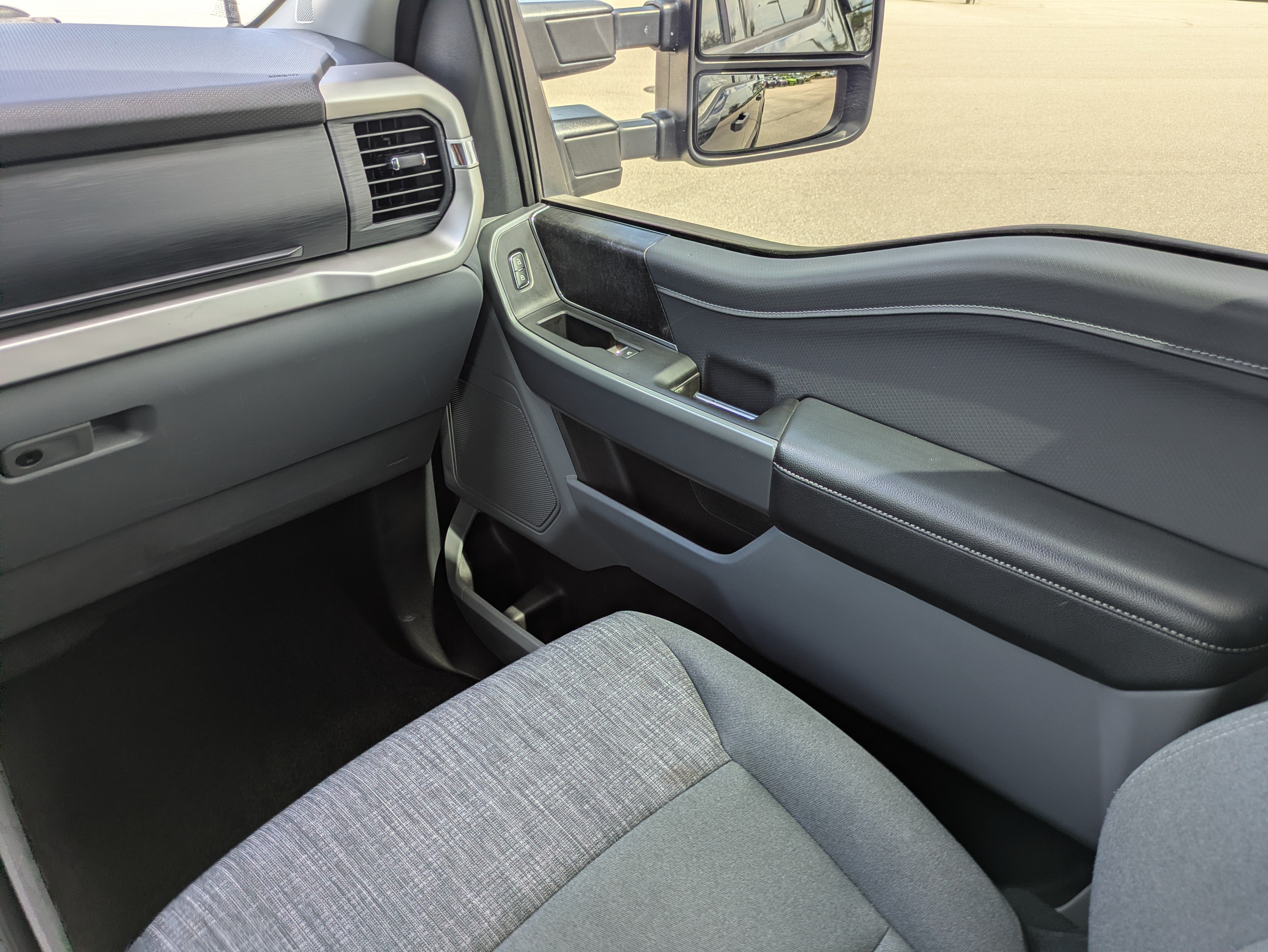 Used 2022 Ford F150 2WD SuperCrew image 16