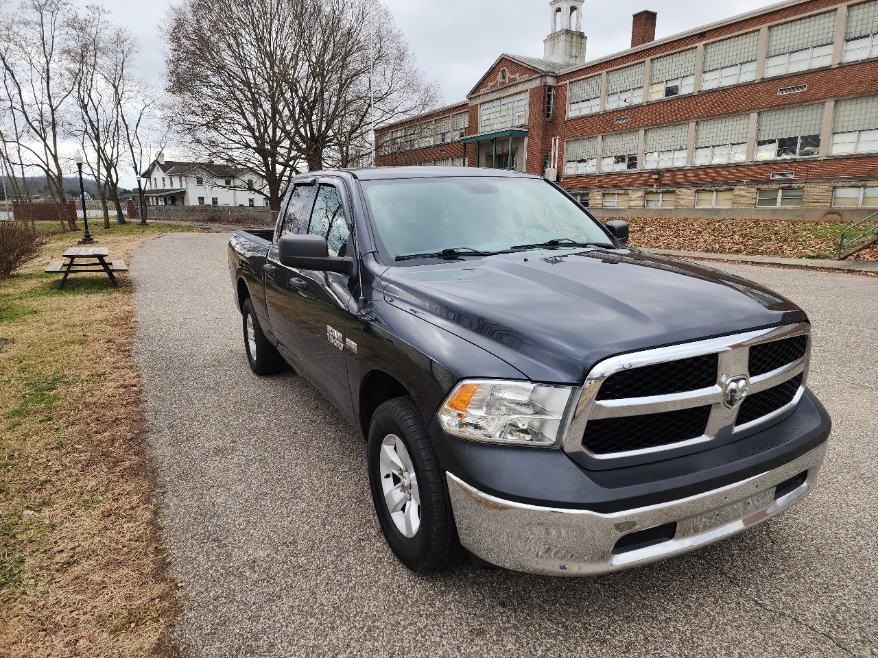 Used 2018 RAM 1500 ST w/ SXT Appearance Group image 7
