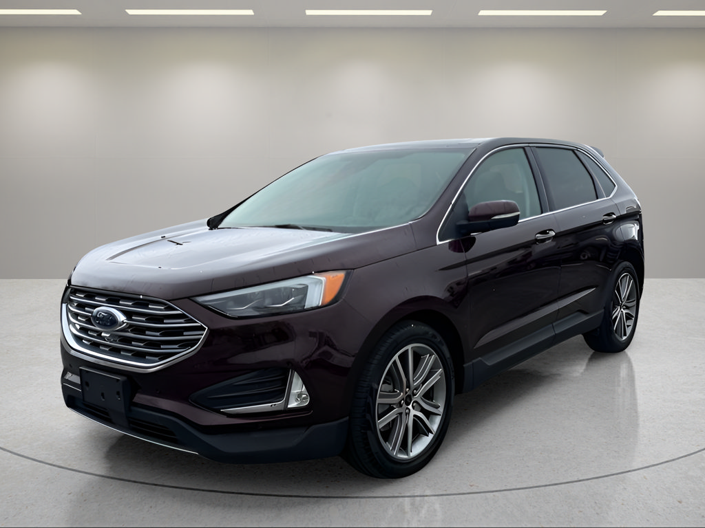 Used 2024 Ford Edge Titanium w/ Equipment Group 301A AWD/4WD image 3