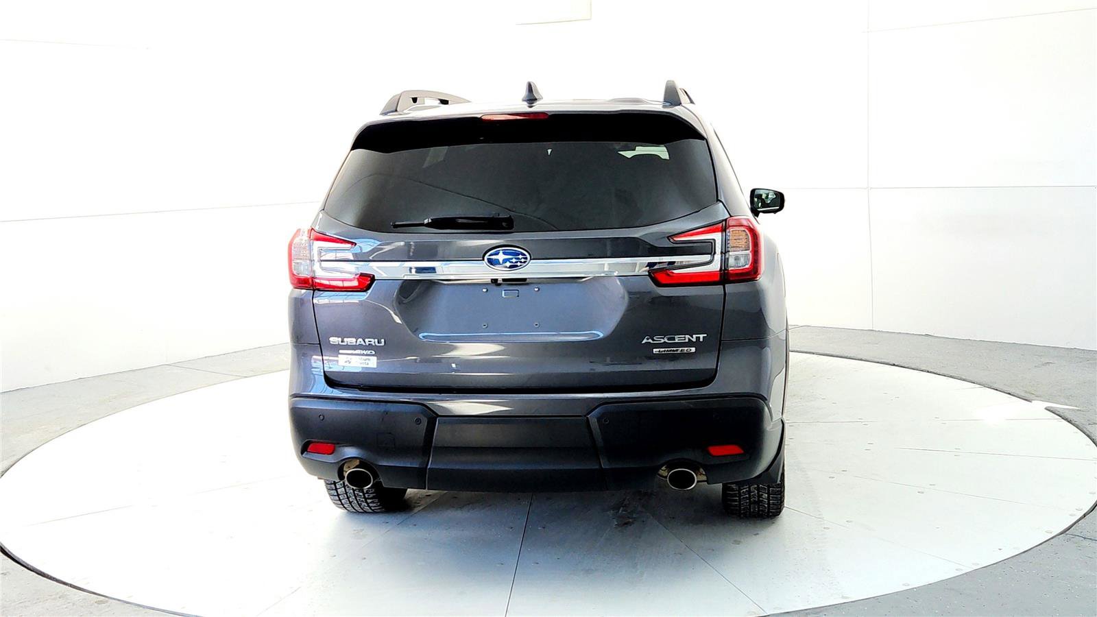 Used 2023 Subaru Ascent Limited w/ Technology Package image 5