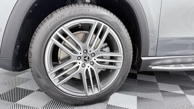 New 2026 Mercedes-Benz GLS 450 4MATIC image 8
