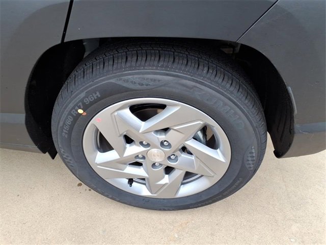 New 2026 Hyundai Kona SE image 17