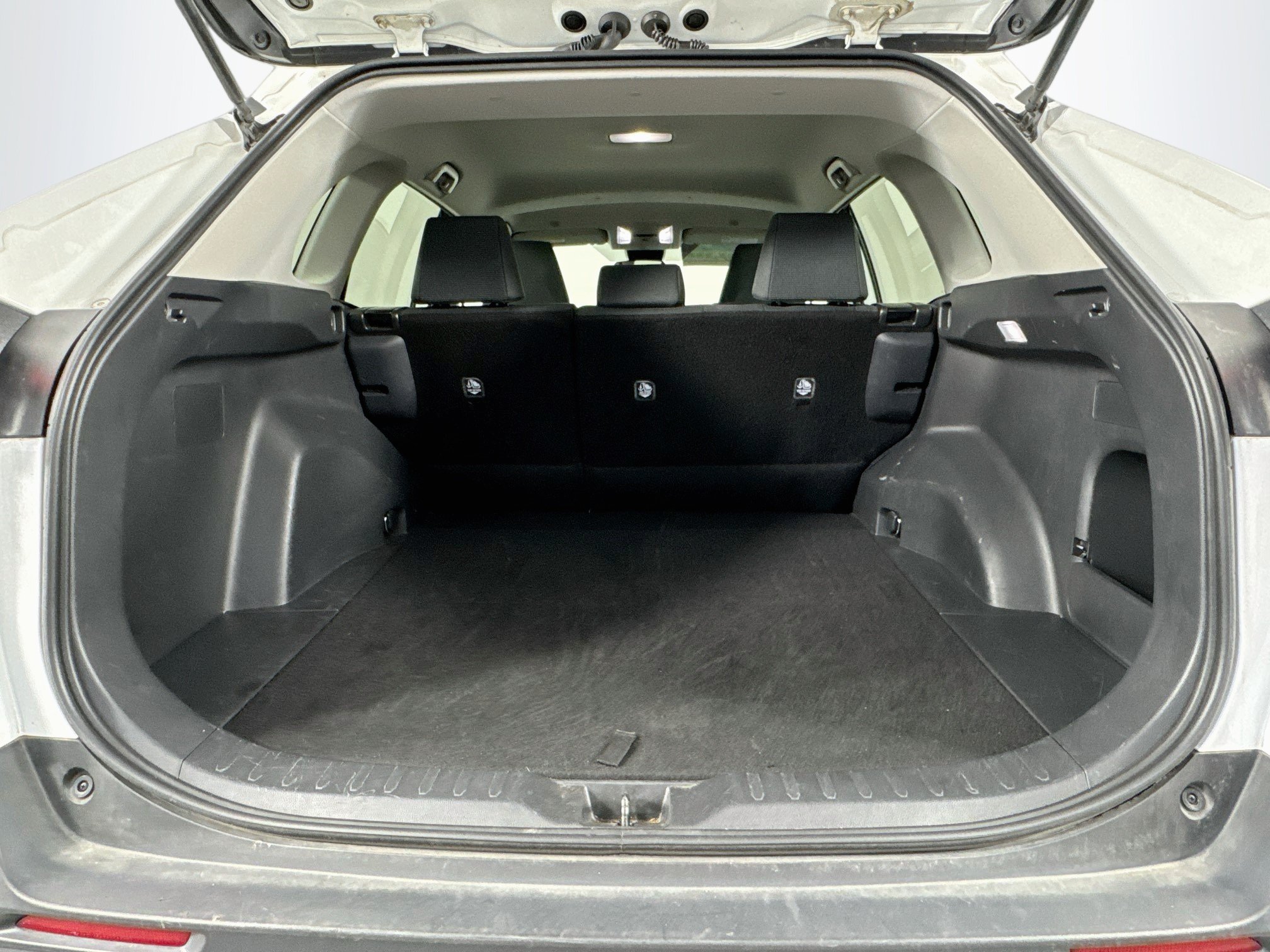 Certified 2025 Toyota RAV4 LE AWD/4WD image 25
