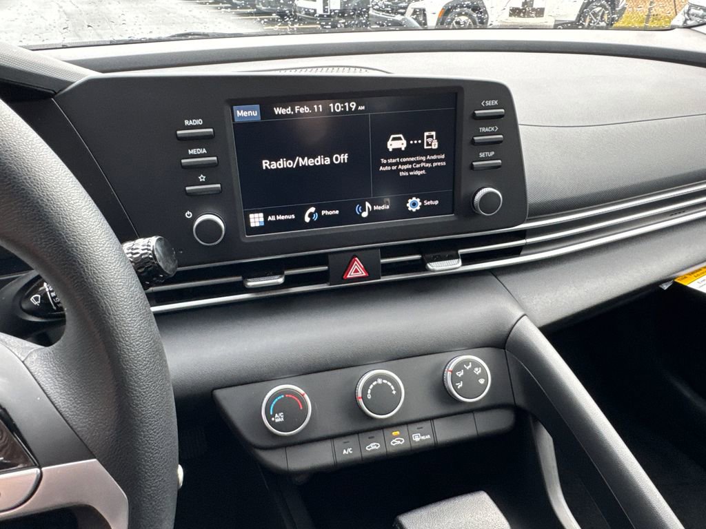 New 2026 Hyundai Elantra SE image 17