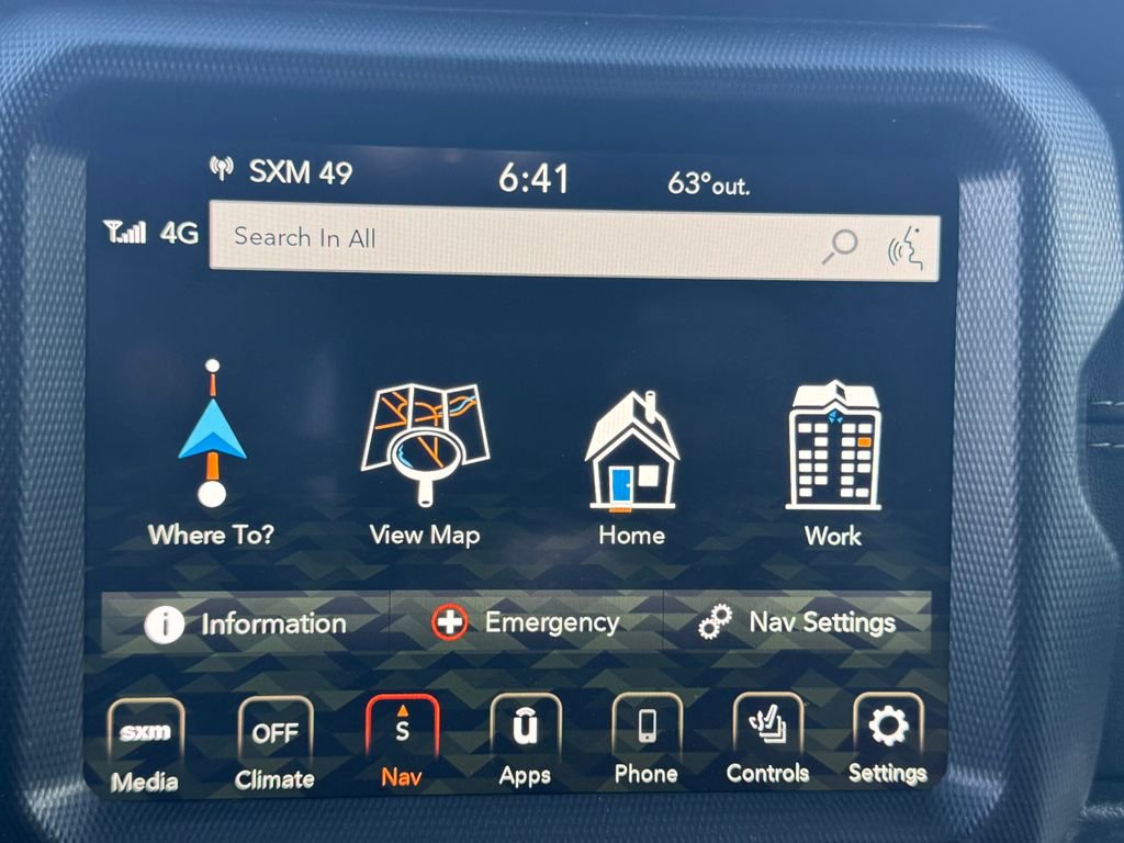 Used 2022 Jeep Gladiator Overland w/ LED Lighting Group image 17