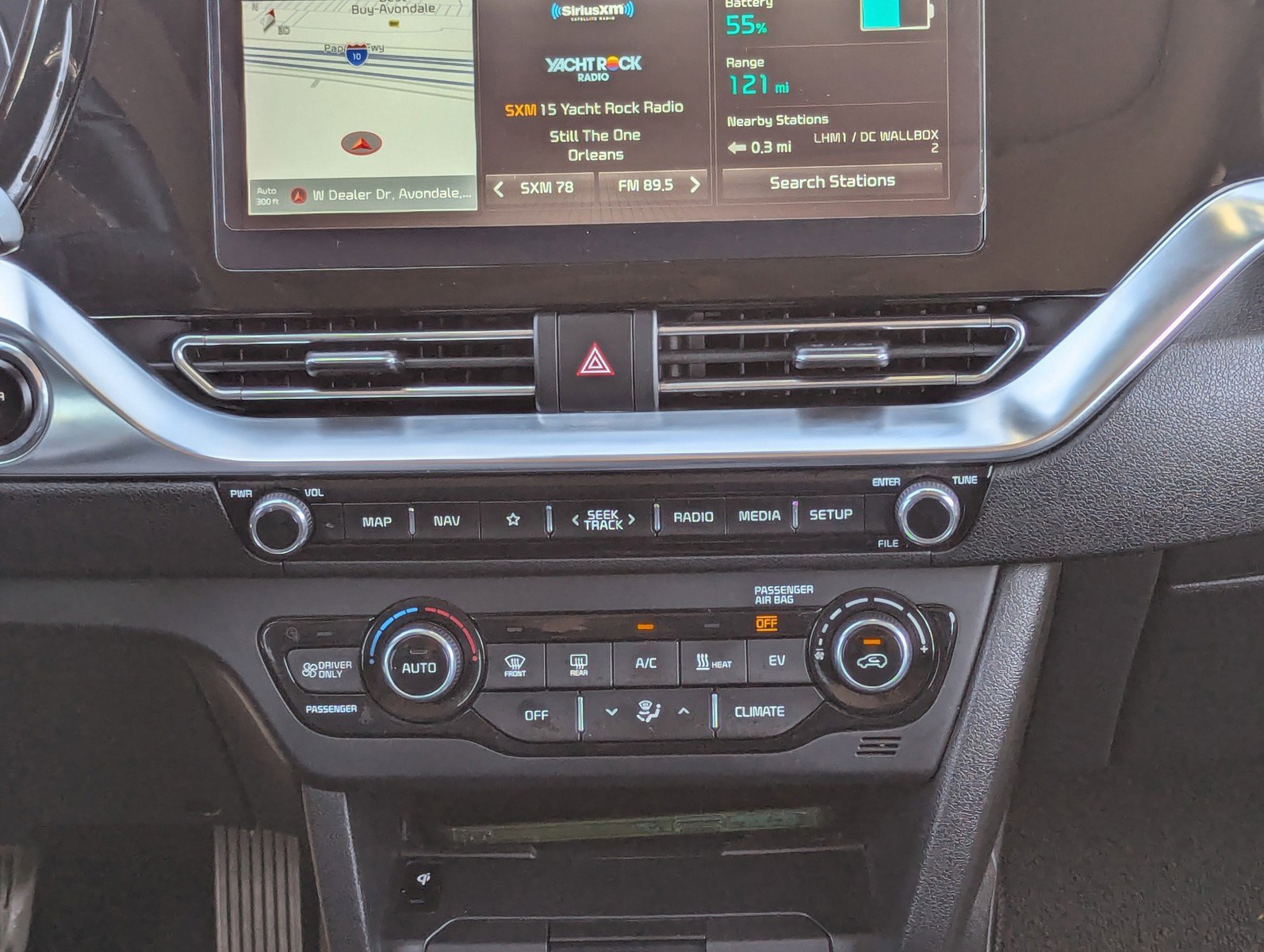 Used 2020 Kia Niro EX Premium image 20