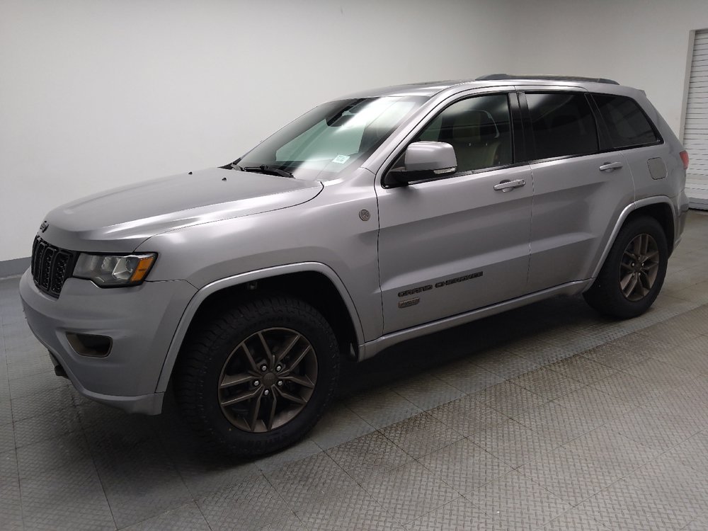 Used 2017 Jeep Grand Cherokee Limited 75th Anniversary AWD/4WD image 2