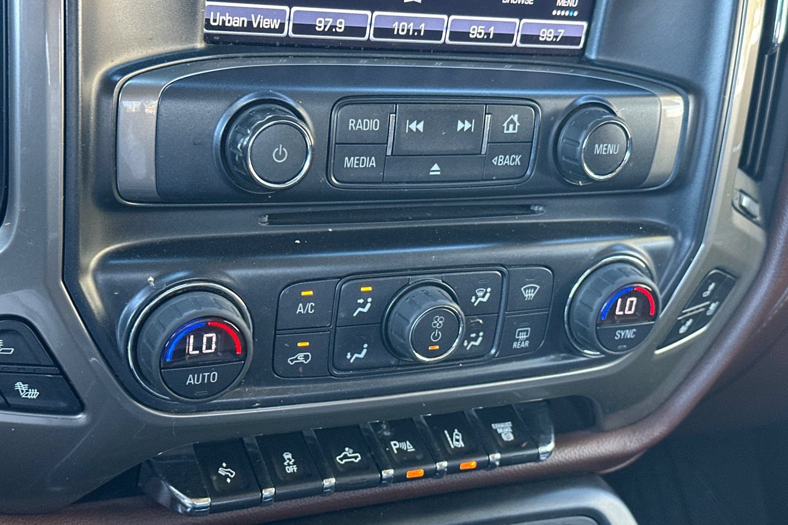 Used 2018 Chevrolet Silverado 3500 High Country w/ Duramax Plus Package AWD/4WD image 19