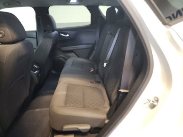 Used 2022 Chevrolet Blazer LT AWD/4WD image 11