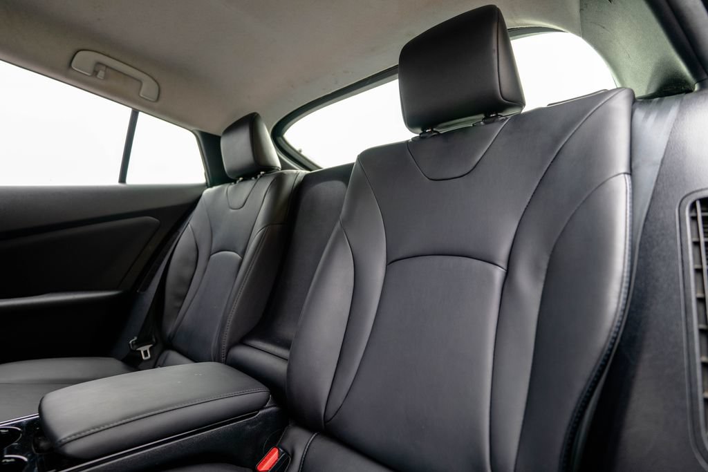 Used 2018 Toyota Prius Prime Premium FWD image 33
