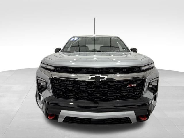 Used 2024 Chevrolet Traverse Z71 w/ LPO, Floor Liner Package image 8