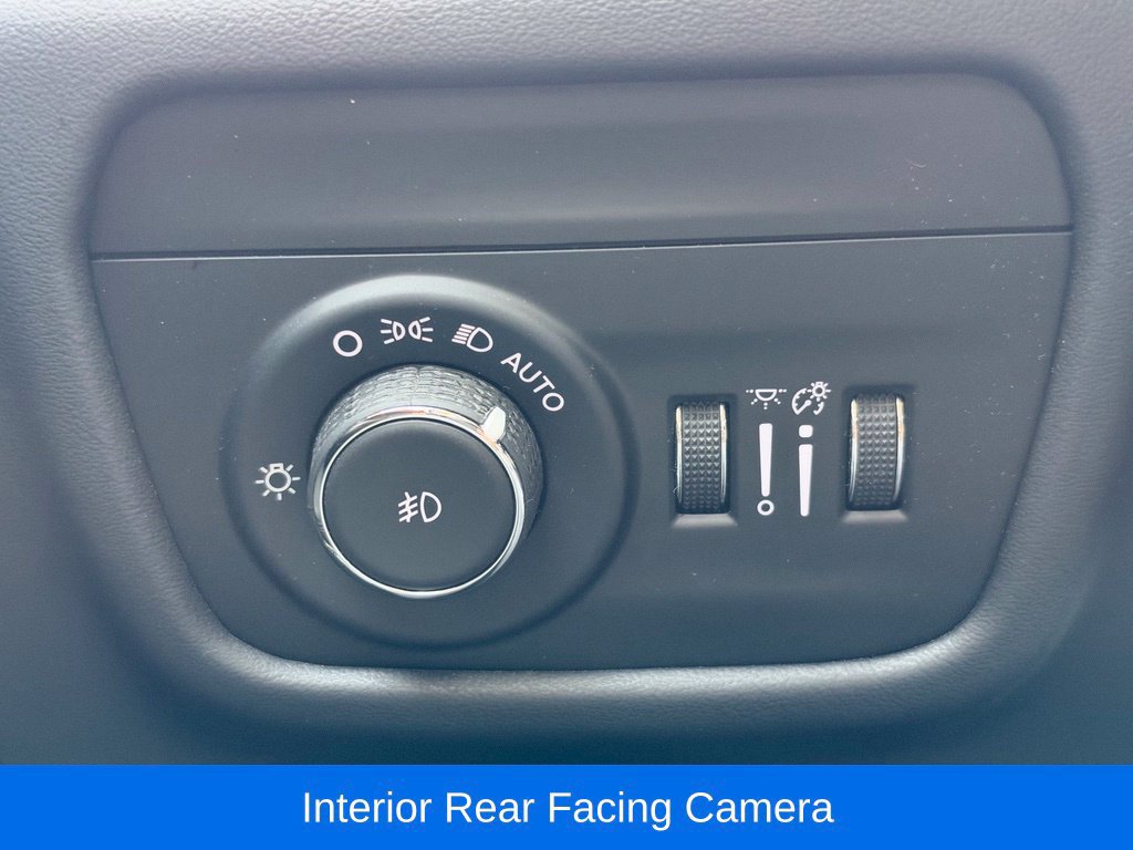 Used 2023 Jeep Grand Cherokee L Summit AWD/4WD image 29