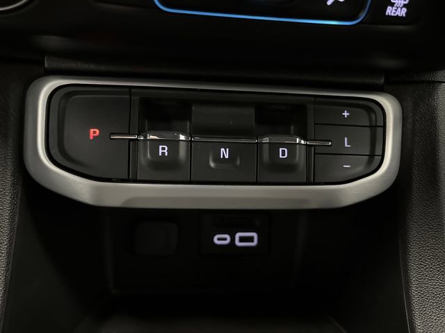 Used 2023 GMC Acadia SLE image 22