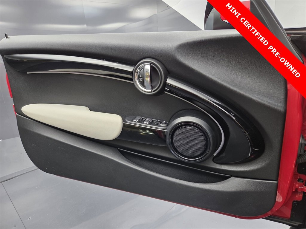 Used 2022 MINI Cooper S w/ Signature Upholstery Package image 21