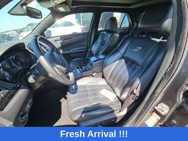 Used 2023 Chrysler 300 S image 6