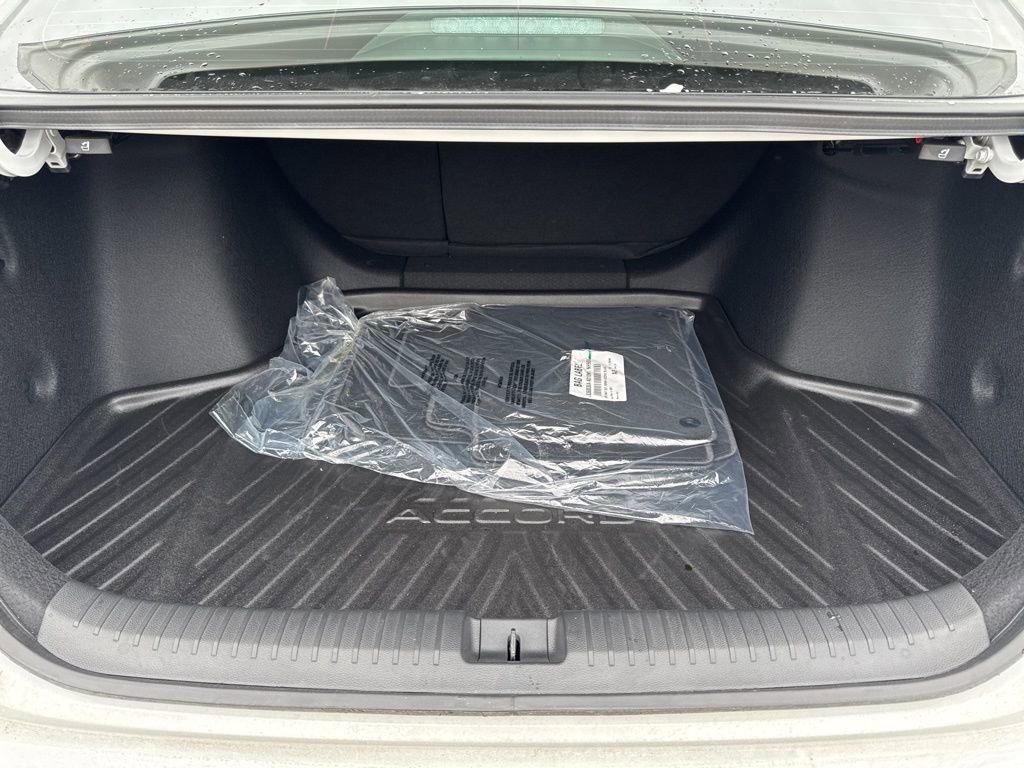 Used 2025 Honda Accord Sport image 12