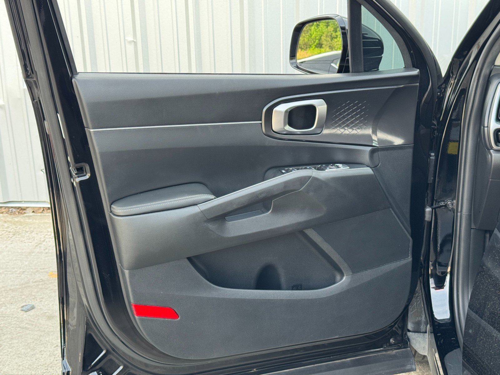 Used 2022 Kia Sorento S w/ Panoramic Sunroof Package FWD image 41