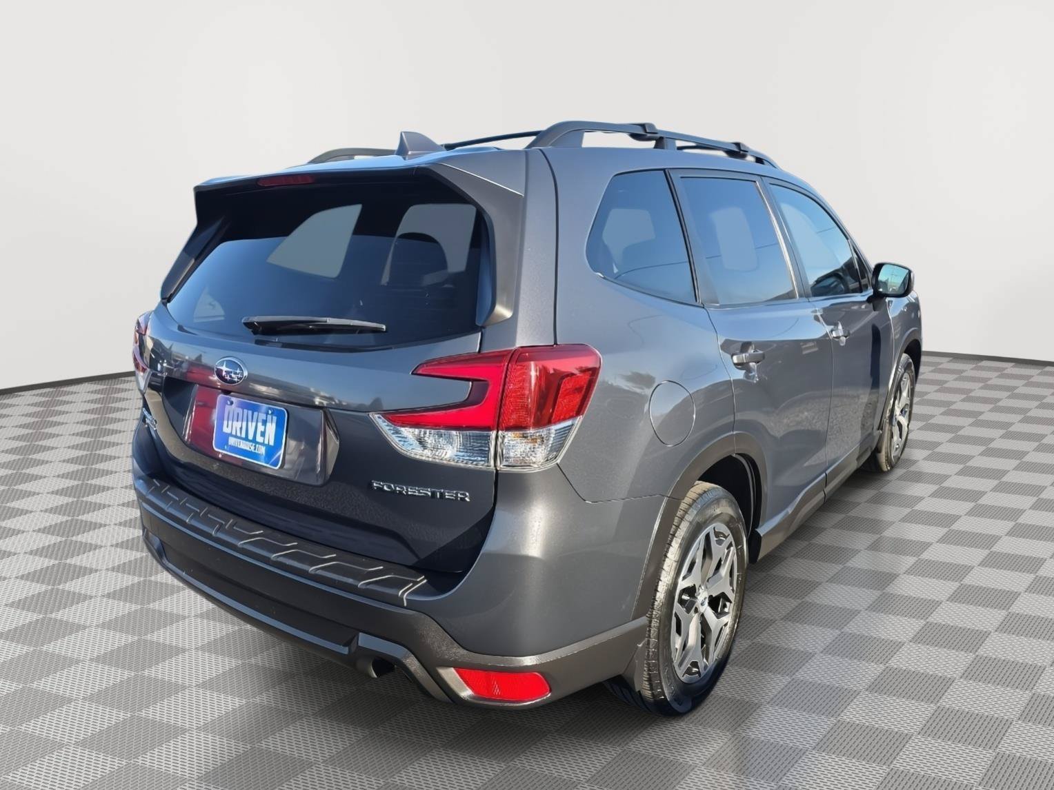 Used 2020 Subaru Forester Premium AWD/4WD image 4