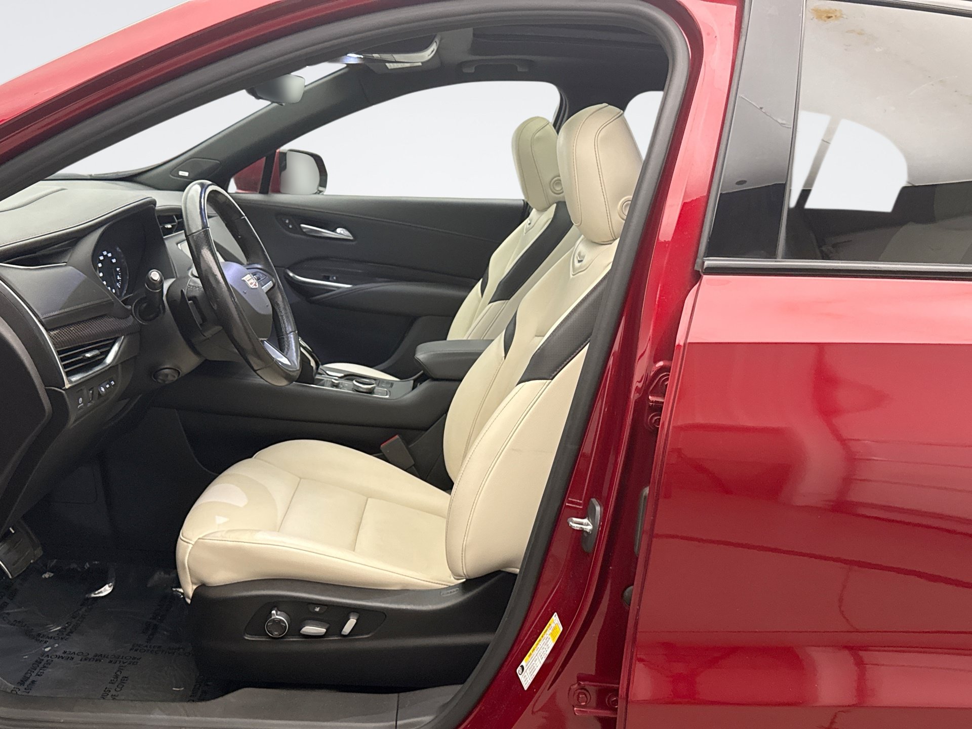 Used 2021 Cadillac XT4 Sport AWD/4WD image 11