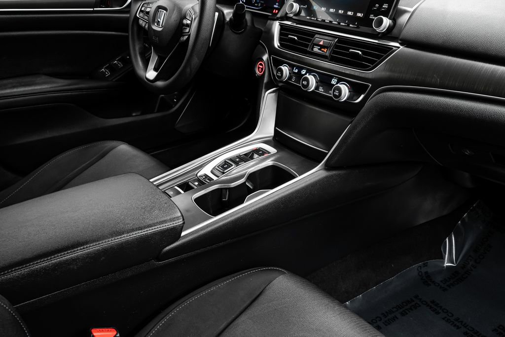 Used 2019 Honda Accord Hybrid image 18