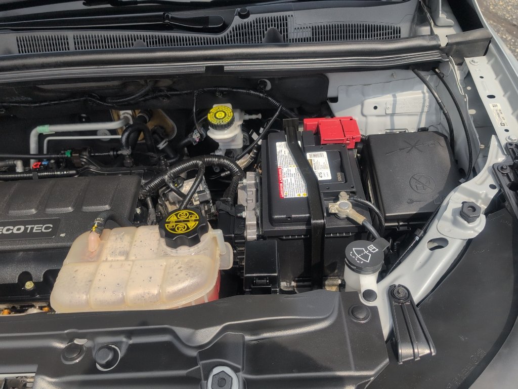 Used 2019 Chevrolet Trax LT w/ LT Convenience Package FWD image 26