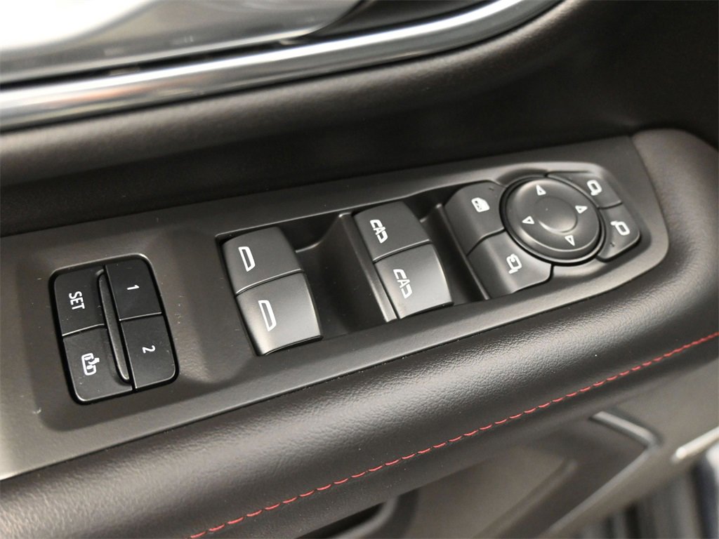 Used 2022 Chevrolet Tahoe RST w/ Luxury Package image 4