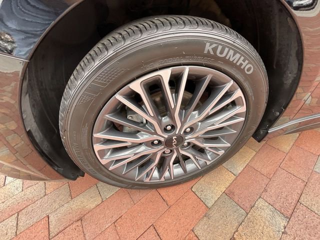 Used 2023 Kia Forte GT-Line image 27