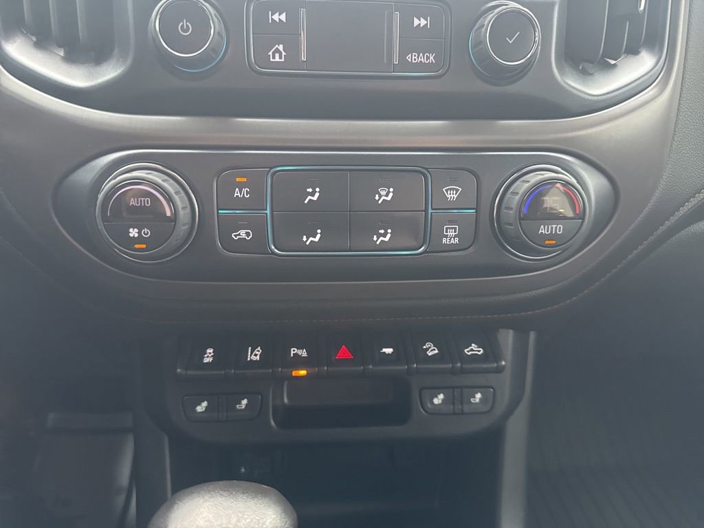 Used 2022 GMC Canyon AT4 w/ Driver Alert Package image 30